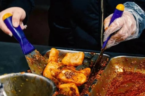 煙火氤氳 食色生香 解鎖臨沂夜市美食地圖